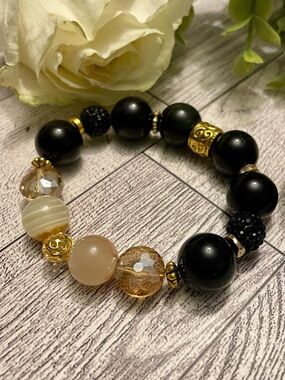 Black Onyx and Beige marble Quartz 14 mm Bracelet gold accents, stretch